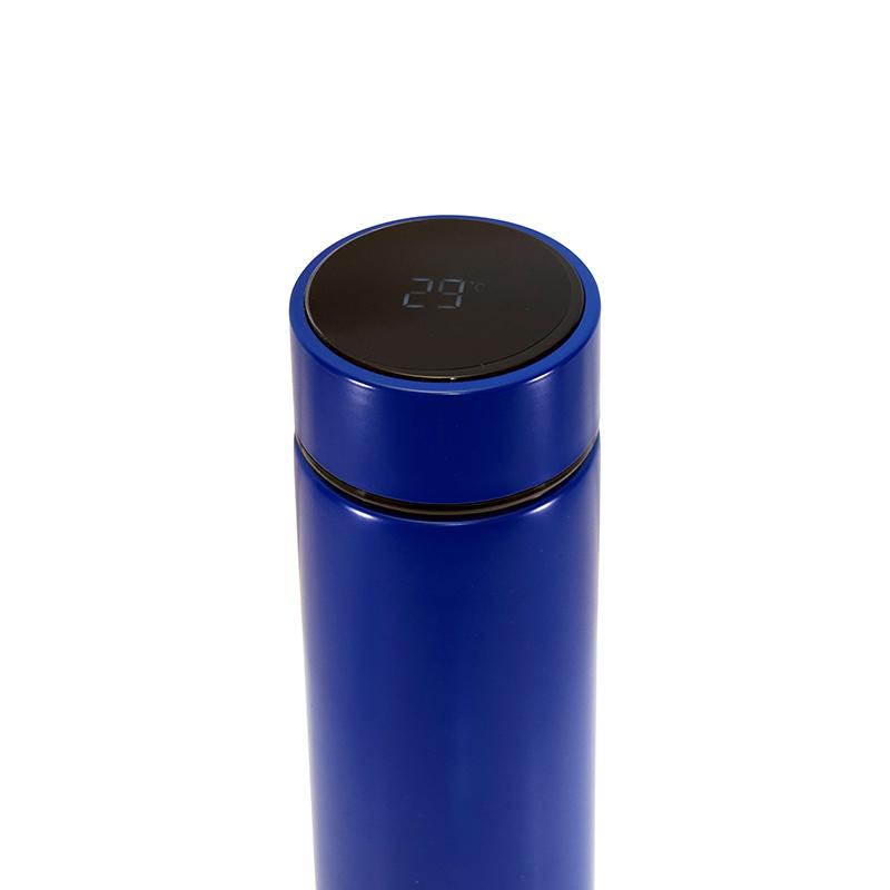 Customised insulated smart thermal bottle with real time temparature display blue